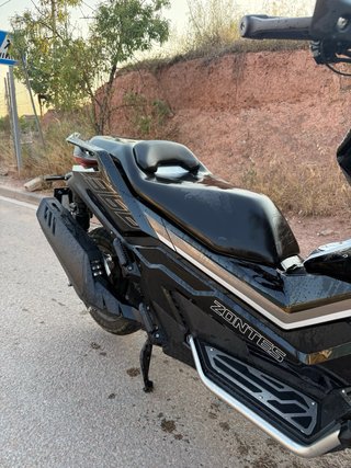 Zontes 368G Adventure 2025 Negra MATRICULA - NGK