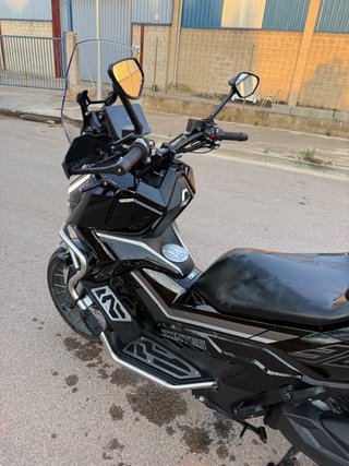 Zontes 368G Adventure 2025 Negra MATRICULA - NGK