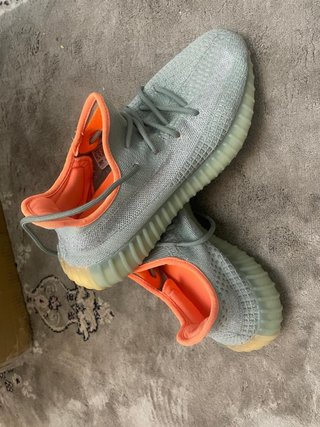 Adidas Yeezy Boost 350 V2
