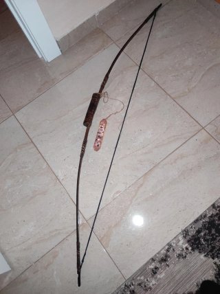 Arco e frecce fatti a mano