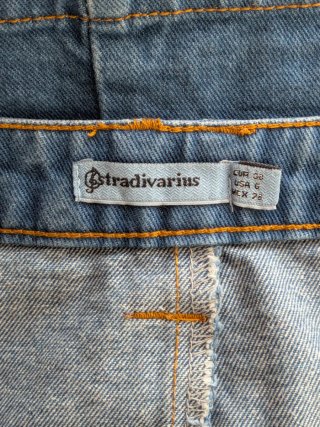 Falda vaquera Stradivarius botones talla 38