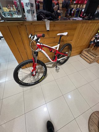 Bici Enduro Specialized Roja