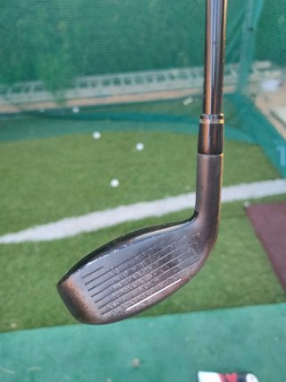 Híbrido 4 Adams Golf