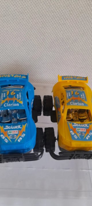 Set 2 Monster Truck Clarion Giallo Blu
