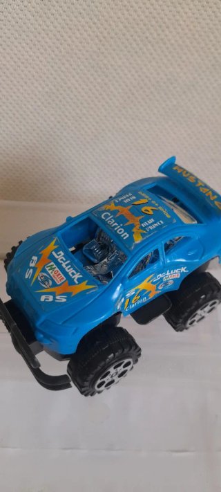 Set 2 Monster Truck Clarion Giallo Blu
