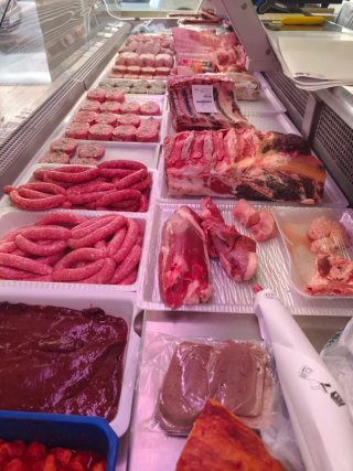 Carnicería en funcionamiento