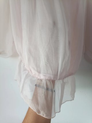 Blusa rosa pastel de gasa