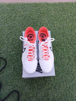 Botas Fútbol Nike Tiempo Legend 10 Elite T.39