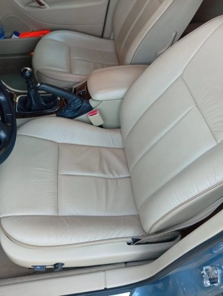 Peugeot 607 2002