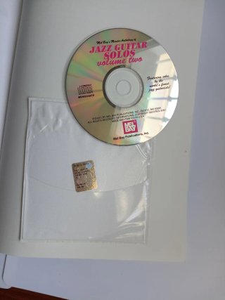 Libro JAZZ GUITAR SOLOS + CD
