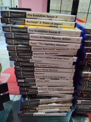 Consola PlayStation 2 con 2 mandos y memory card