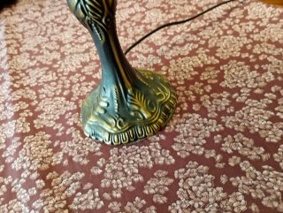 Lampada in stile Tiffany in cristallo e metallo