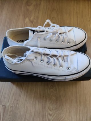 Converse Chuck Taylor Piel Blancas Talla 39,5