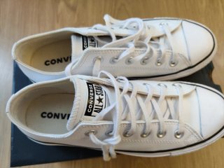 Converse Chuck Taylor Piel Blancas Talla 39,5