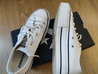Converse Chuck Taylor Piel Blancas Talla 39,5