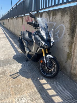 SYM ADXTG 400 Maxi Scooter Negra/Gris