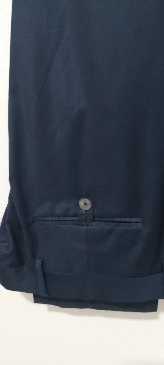 Abito uomo elegante blu nuovo