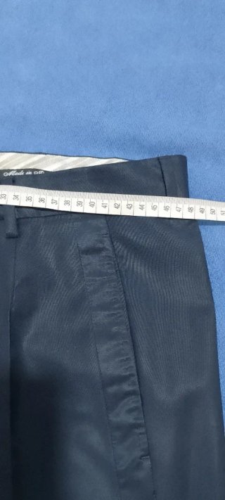 Abito uomo elegante blu nuovo