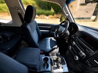 Mitsubishi Montero 3.2DI-D Manual 206.859km 19500€