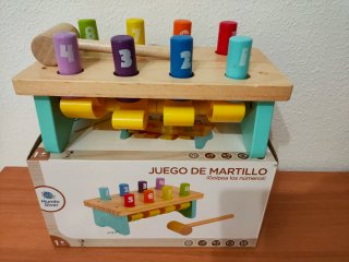Lote Juguetes Madera: Torre Cubos y Martillo