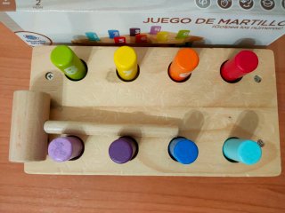 Lote Juguetes Madera: Torre Cubos y Martillo