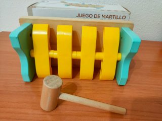 Lote Juguetes Madera: Torre Cubos y Martillo