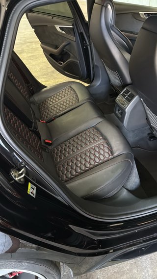 Audi RS4 2021