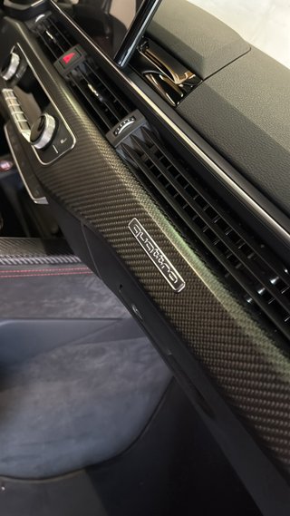 Audi RS4 2021