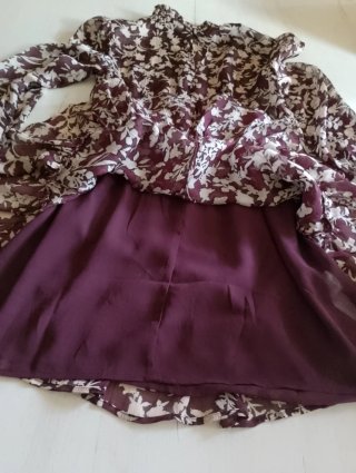 Vestido corto floral Mango