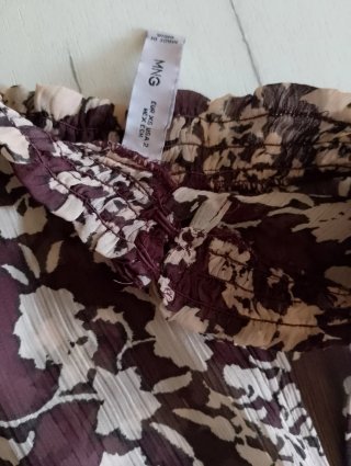 Vestido corto floral Mango