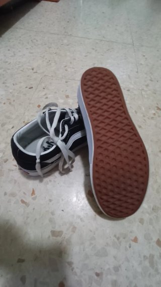 Zapatillas deportivas blancas talla 42