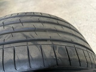 Neumáticos 225/35/18
