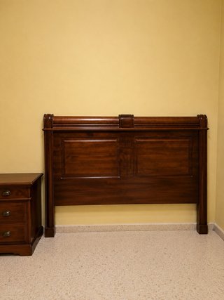 Dormitorio completo madera clásico