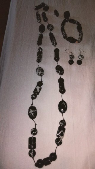 Conjunto Collar, Pulsera y 2 Pendientes