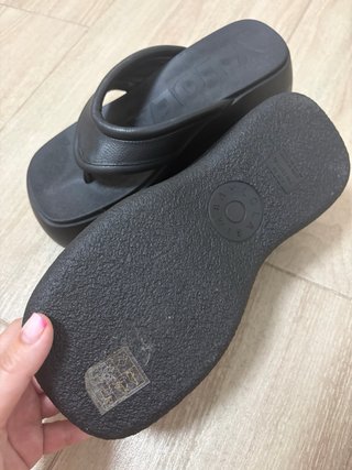 Chanclas Bimba y Lola Negras