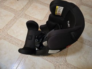 Silla coche y Maxicosi 2 en 1 precio negociable