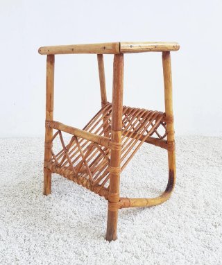 Mesita auxiliar / Revistero de bambú | Vintage 70s