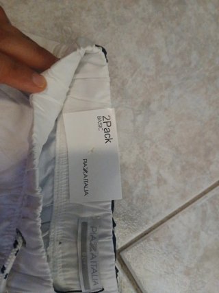 2 paia pantaloncini bimbo bianchi e blu. 8, 9 anni