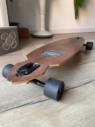 Arbor Longboard con Paris Trucks