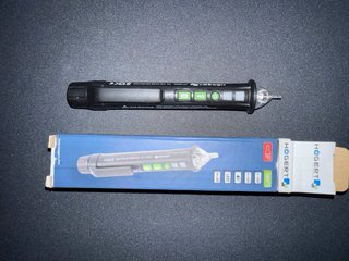 Buscapolos HÖGERT AC Voltage Detector
