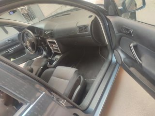 Volkswagen Golf 2003