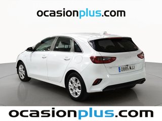 Kia Ceed 1.6 MHEV iMT Drive 100 kW (136 CV)