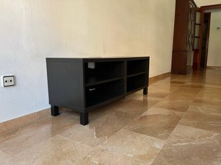 Mueble TV Ikea marrón