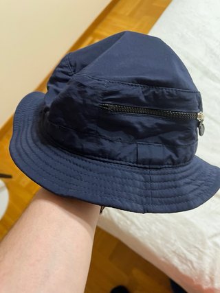 Gorro pescador azul con cremallera