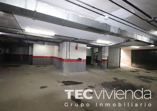Garaje en alquiler en Berruguete en Madrid