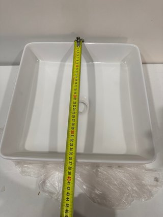 Lavabo porcelana sobre encimera