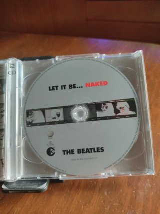 2CD. The Beatles : Let It Be... Naked