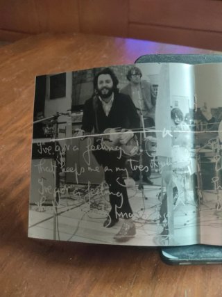2CD. The Beatles : Let It Be... Naked