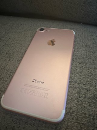 Móvil iPhone rosa