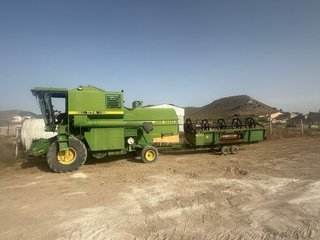 Maquina de segar Cosechadora John Deere 1174